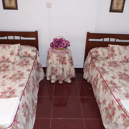 Agustina بيت ضيافة قرطبة